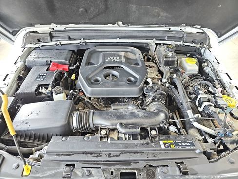 Used 2019 Jeep Wrangler Unlimited Sport S AWD/4WD image 34