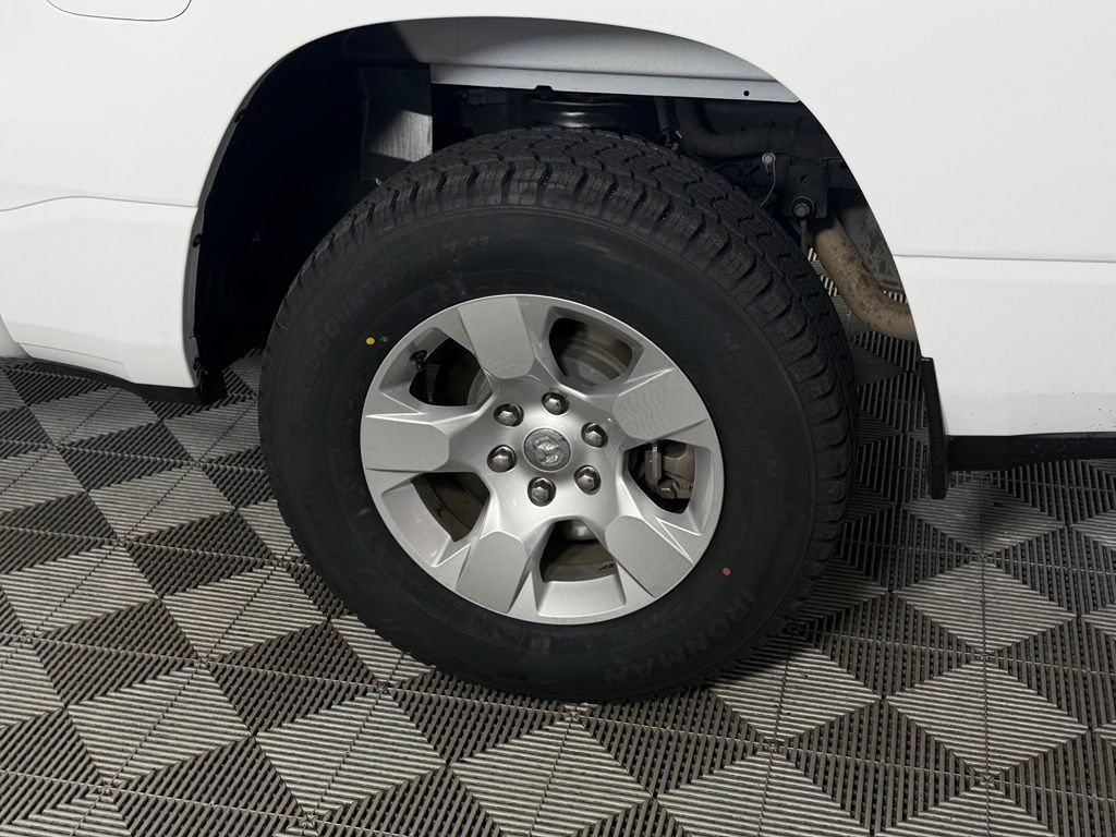 Used 2023 RAM 1500 Big Horn RWD image 12