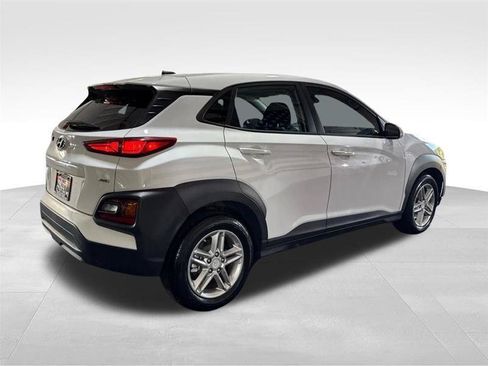 Used 2019 Hyundai Kona SE AWD/4WD image 5