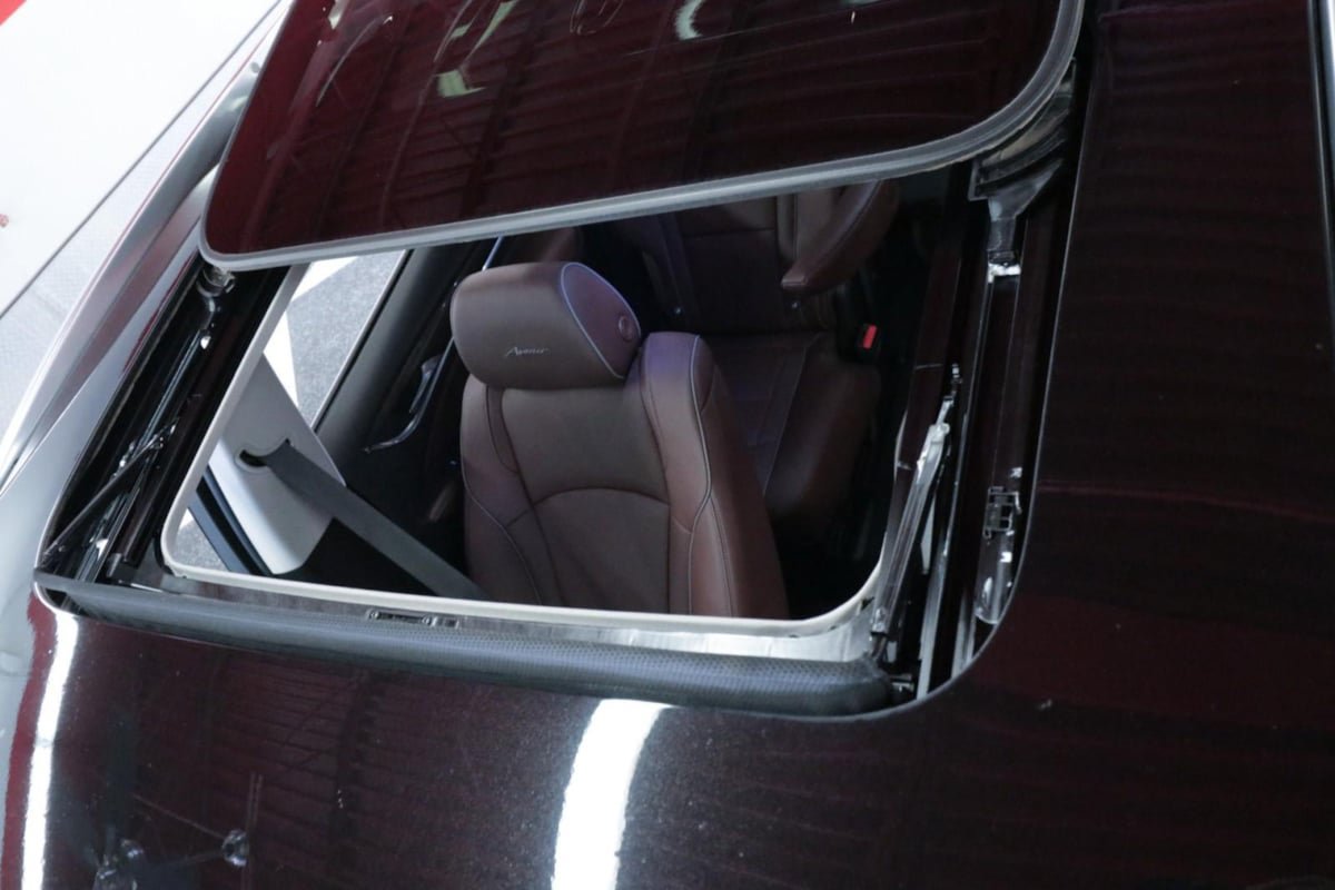 Used 2021 Buick Enclave Avenir FWD image 16