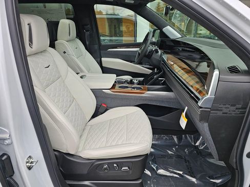 New 2026 Cadillac Escalade ESV Platinum Sport image 11