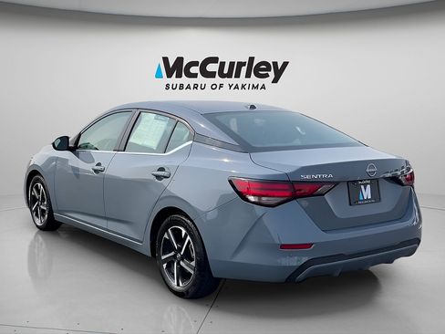 Used 2024 Nissan Sentra SV FWD image 4