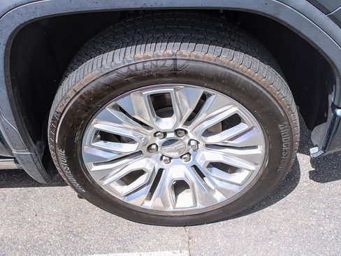 Used 2020 GMC Sierra 1500 Denali w/ Denali Ultimate Package AWD/4WD image 12