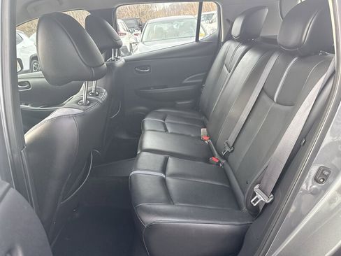 Used 2019 Nissan Leaf SL w/ SL Technology Package image 12