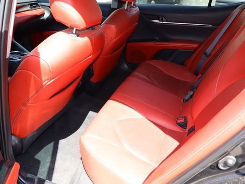 Used 2019 Toyota Camry XSE FWD image 6