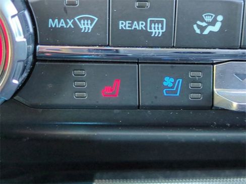 Used 2021 Ford F150 Lariat w/ Tow Technology Package image 23