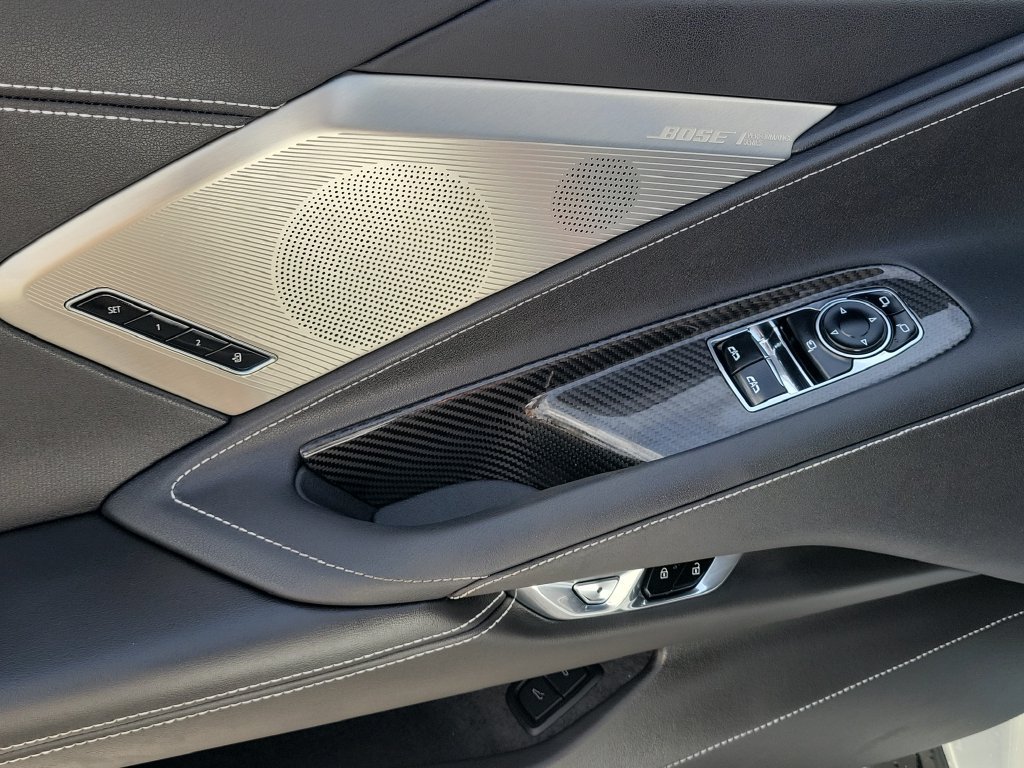 Used 2025 Chevrolet Corvette Z06 RWD image 20