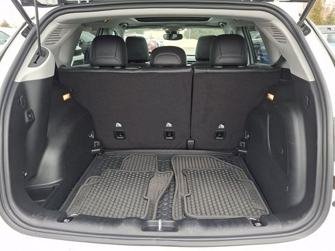 Used 2022 Jeep Compass Latitude w/ Sun and Sound Group image 18