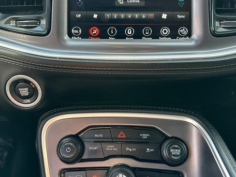 Used 2022 Dodge Challenger R/T w/ Plus Package image 21