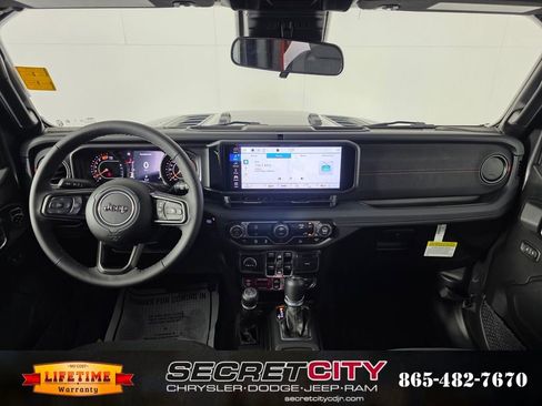 New 2025 Jeep Wrangler Unlimited Rubicon w/ Steel Bumper Group image 28