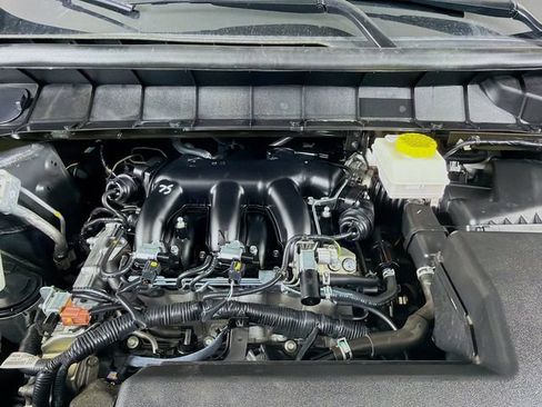 Used 2025 Nissan Pathfinder Rock Creek AWD/4WD image 36