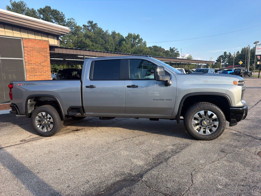 New 2026 Chevrolet Silverado 2500 Custom w/ Custom Value Package AWD/4WD image 4