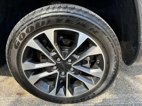 Used 2021 Jeep Grand Cherokee L Overland AWD/4WD image 23