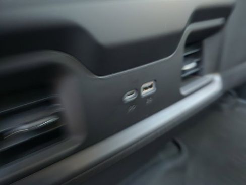 Used 2025 Chevrolet Silverado 1500 RST image 27