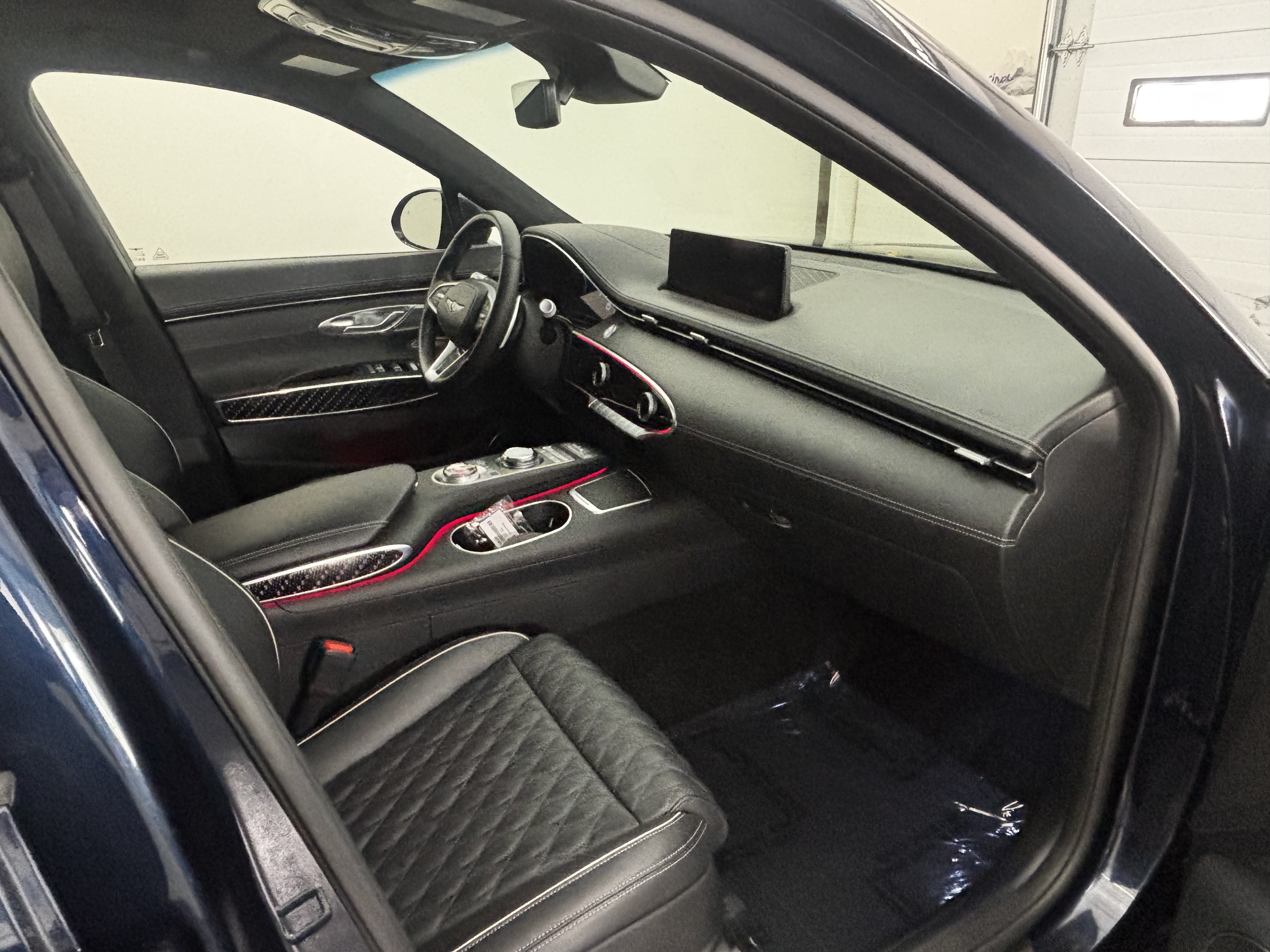 Used 2023 Genesis GV70 3.5T Sport w/ Sport Prestige Package AWD/4WD image 20
