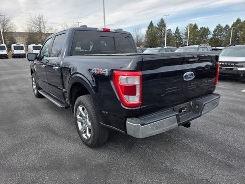 Used 2023 Ford F150 Lariat w/ Trailer Tow Package image 3