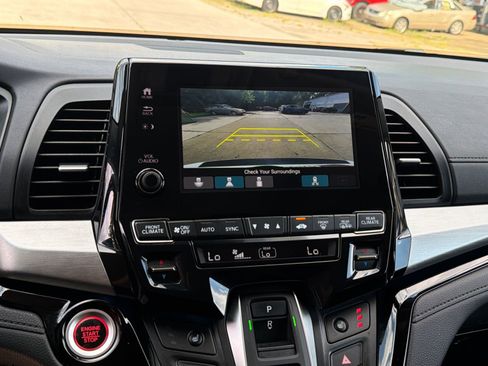 Used 2023 Honda Odyssey Touring image 31