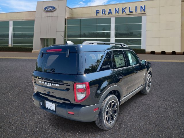 New 2026 Ford Bronco Sport Outer Banks AWD/4WD image 3