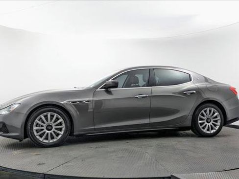 Used 2015 Maserati Ghibli RWD image 3