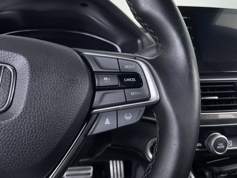 Used 2022 Honda Accord Sport image 25