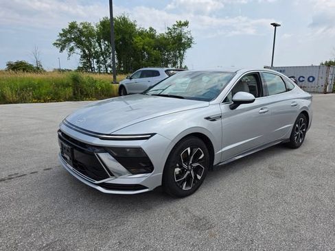 Certified 2025 Hyundai Sonata SEL AWD/4WD image 1