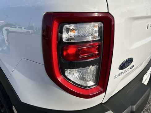 Used 2025 Ford Bronco Sport Badlands AWD/4WD image 11