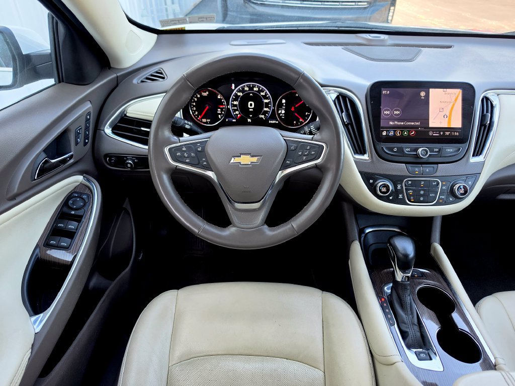 Used 2024 Chevrolet Malibu LT FWD image 16