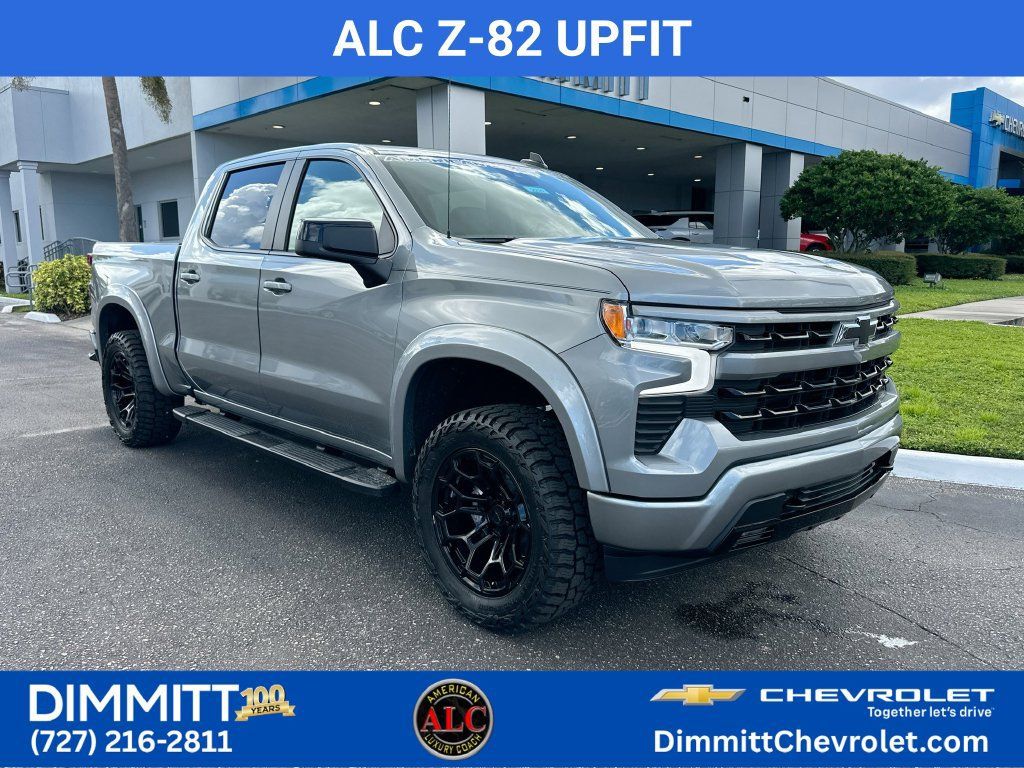 New 2026 Chevrolet Silverado 1500 RST w/ Z71 Off-Road Package AWD/4WD image 1