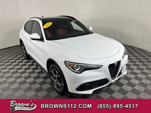 Used 2023 Alfa Romeo Stelvio Sprint image 1