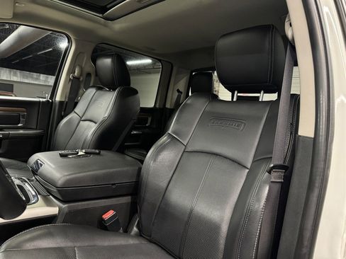 Used 2018 RAM 3500 Laramie w/ Snow Chief Group AWD/4WD image 23