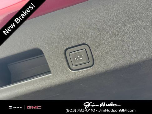 Certified 2024 GMC Acadia AT4 w/ Luxury Package AWD/4WD image 17