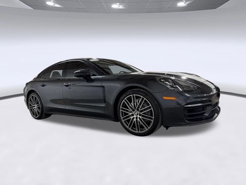 Used 2021 Porsche Panamera image 6