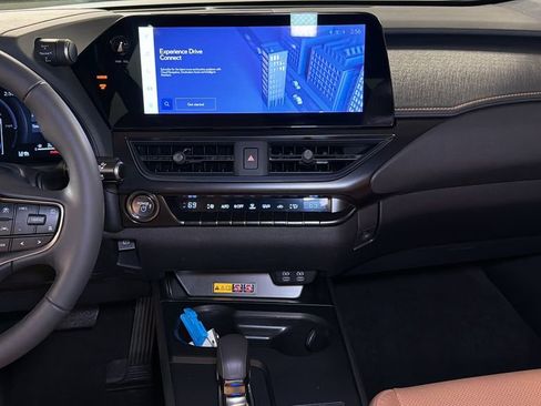 Used 2025 Lexus UX 300h AWD w/ Accessory Package (Z1) image 18