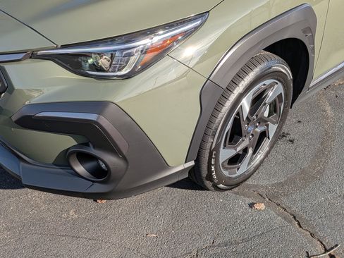 Used 2025 Subaru Crosstrek 2.5i Limited w/ Crosstrek Mirror Package image 11