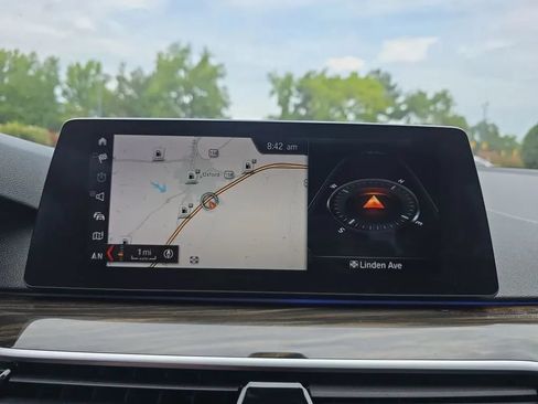 Used 2018 BMW 530i RWD image 29