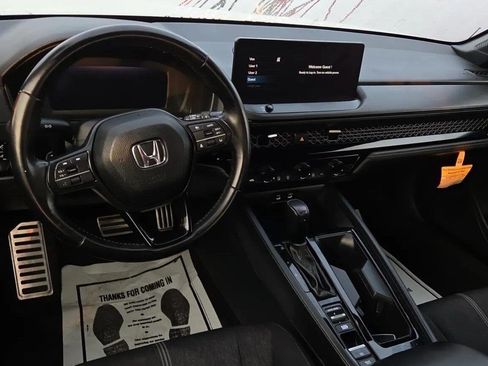 Used 2024 Honda Accord Sport image 4