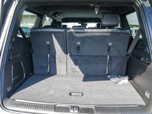 New 2026 Jeep Grand Wagoneer 4WD image 11