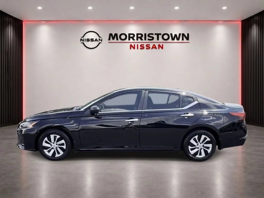 Used 2025 Nissan Altima 2.5 S FWD image 7