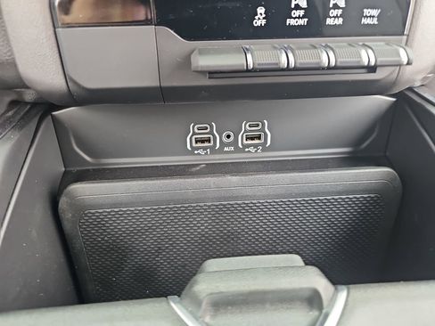 New 2026 RAM 1500 Express image 37