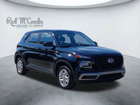 Used 2024 Hyundai Venue SE image 7