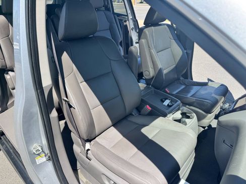 Used 2014 Honda Odyssey EX-L image 18