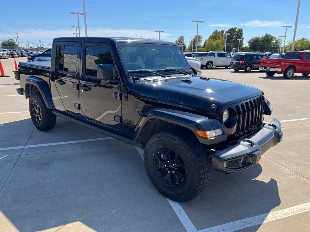 Used 2021 Jeep Gladiator Sport AWD/4WD image 2