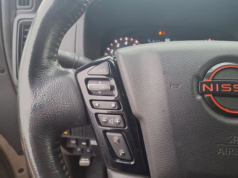 Used 2023 Nissan Frontier PRO-4X w/ Pro Convenience Package AWD/4WD image 33