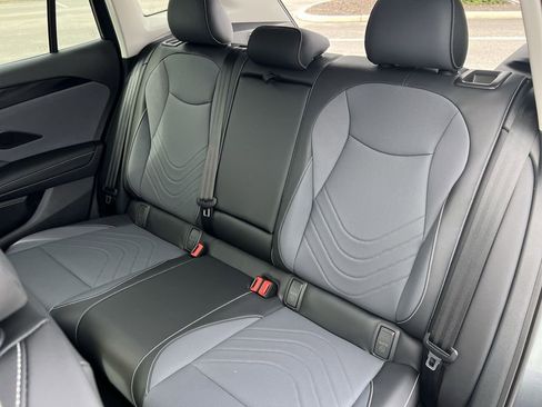 New 2026 Volkswagen Tiguan SE image 23