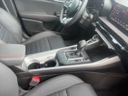 Used 2024 Dodge Hornet GT w/ GT Blacktop Package AWD/4WD image 19