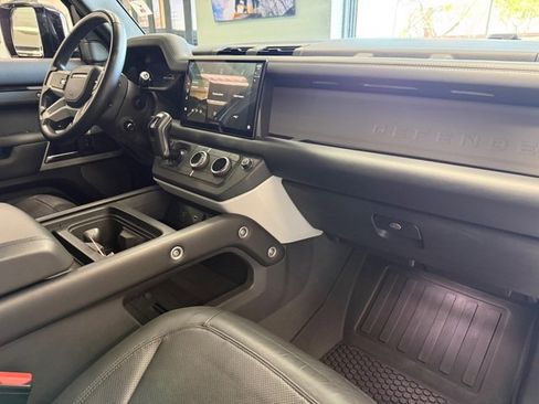Used 2022 Land Rover Defender 110 XS Edition image 23