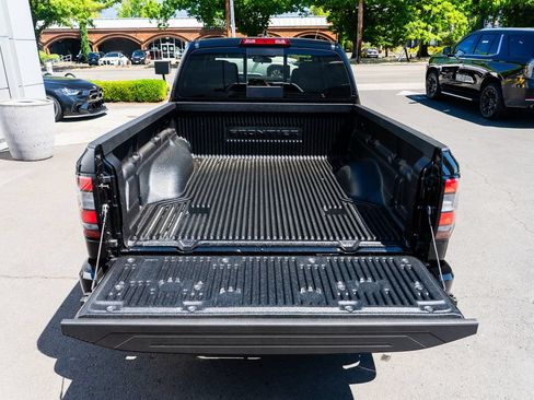 New 2026 Nissan Frontier SV w/ Tow Package AWD/4WD image 8