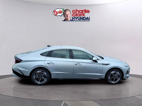 New 2026 Hyundai Sonata SEL image 6