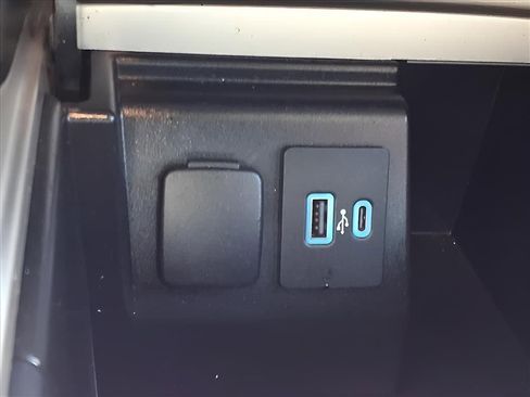 Used 2022 Ford Explorer ST w/ Equipment Group 401A image 15