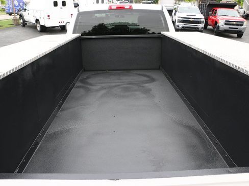 Used 2024 RAM 3500 Tradesman w/ Chrome Appearance Group AWD/4WD image 46